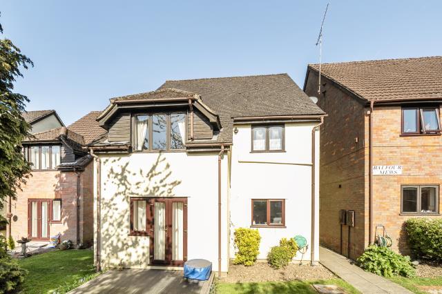 Balfour Mews, Bovingdon, Hemel Hempstead photo 2