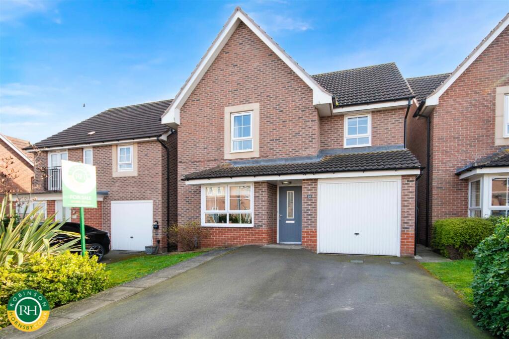 4-bed detached on Bridon Close, Retford, £300,000