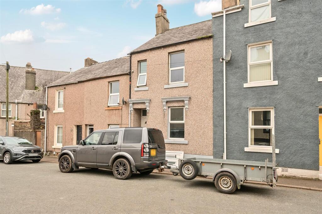 The Crescent, Cleator Moor photo 5