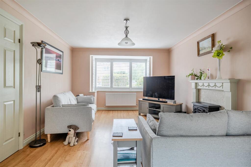 House in Chippenham, Derriads, Sheldon - View 4