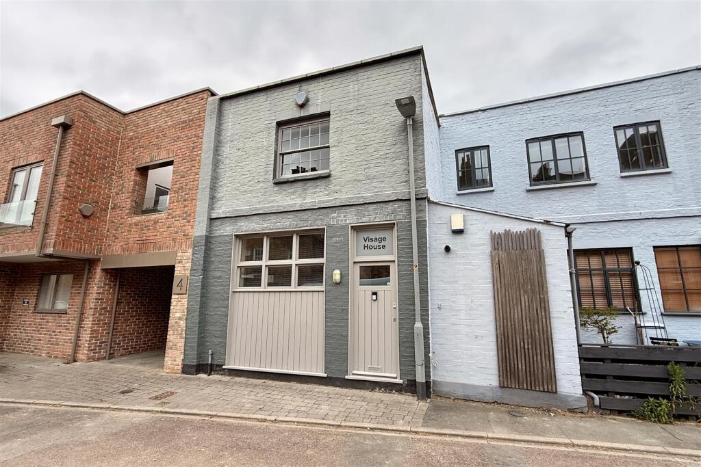 Main image of property: Lansdown Place Lane, Cheltenham