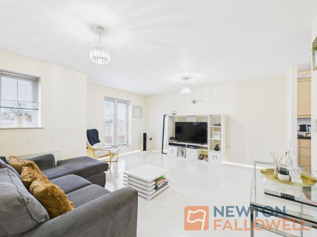 Apartment in Walsall, Harden - View 2