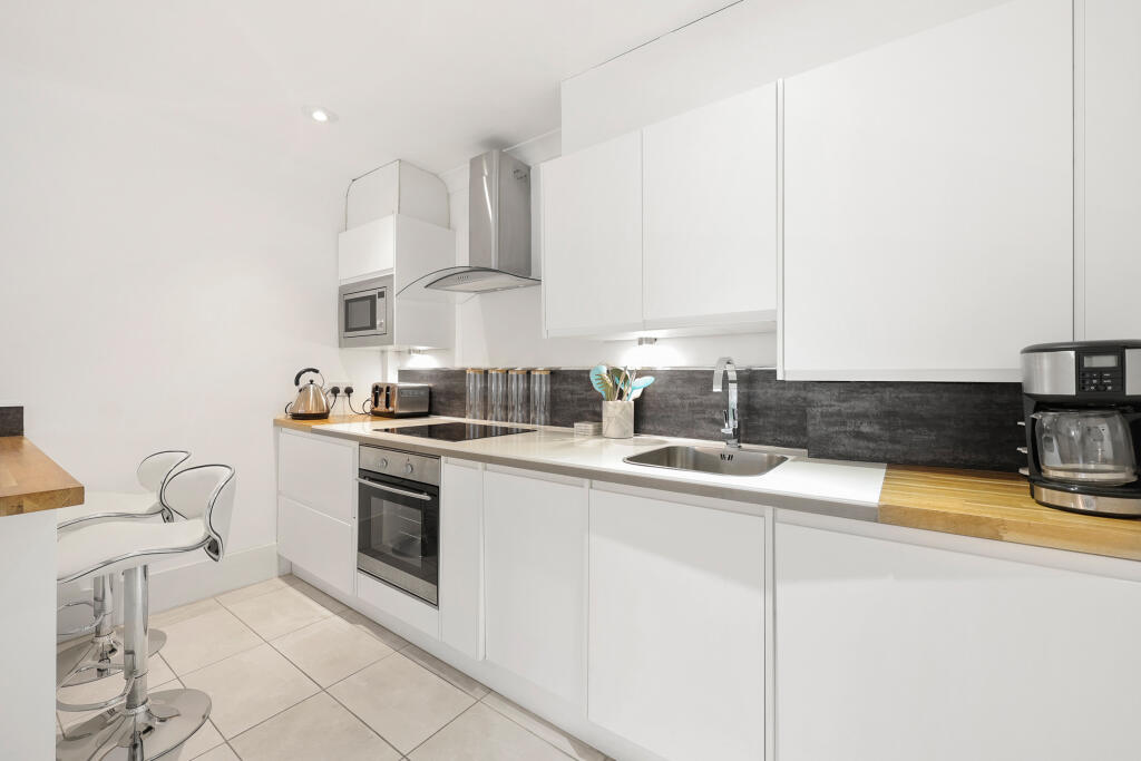Apartment in London - View 4