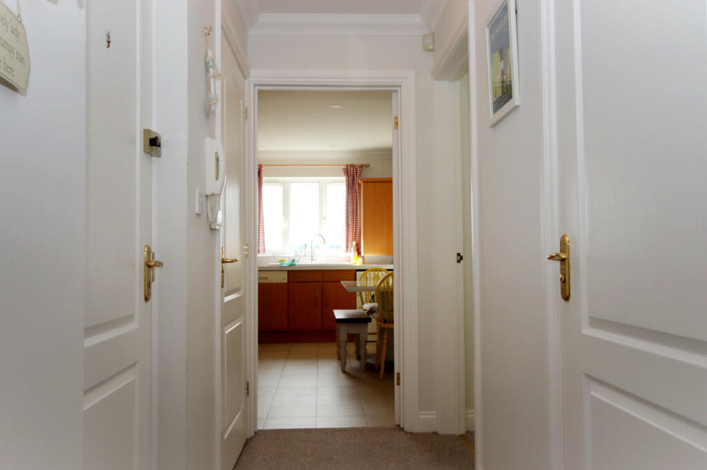 Apartment in Southampton - More