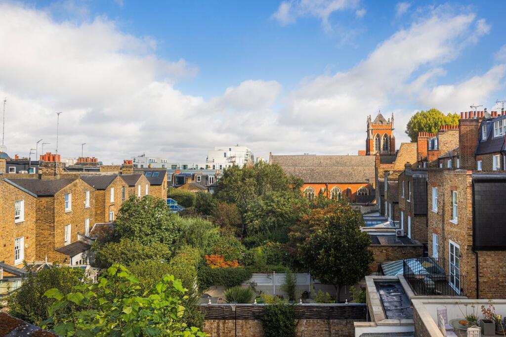 Apartment in London - More