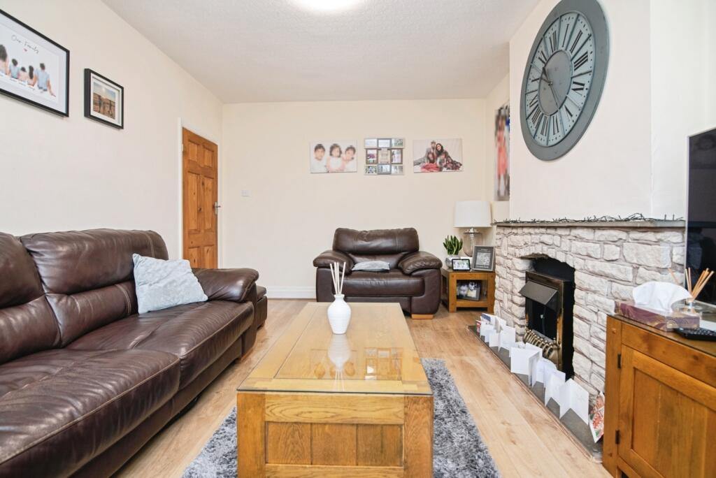 Hawthorn Croft, Oldbury, West Midlands, B68 image 2