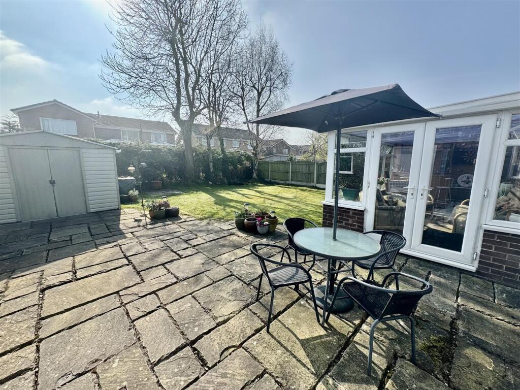 Church Road, Saughall, Chester - View 2