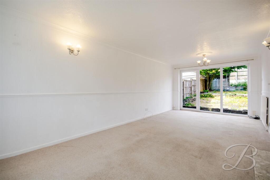 House in Ashfield, Sutton in Ashfield, Nottinghamshire - View 3