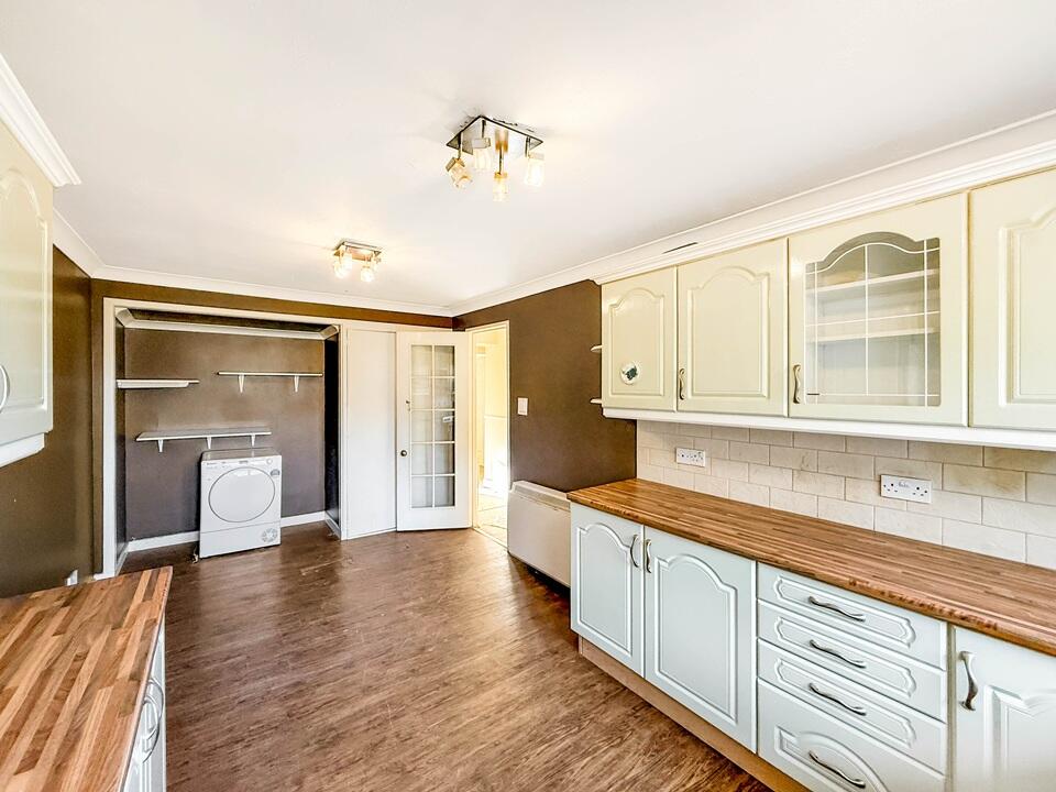Apartment in Paisley - View 5