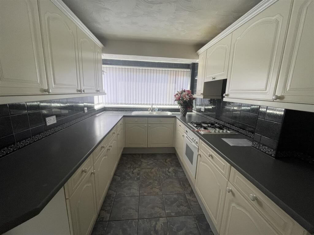 Rothesay, Ouston, Chester Le Street photo 4