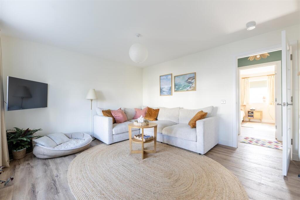 Apartment in Inverness, Highland - View 4
