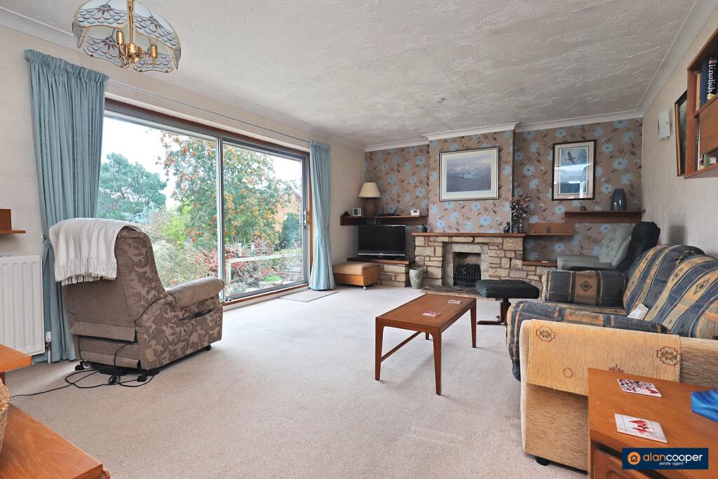 Farndon Close, Bulkington, CV12 9QH photo 3