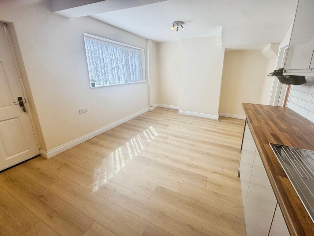 Queslett Road, Birmingham, B43 photo 5