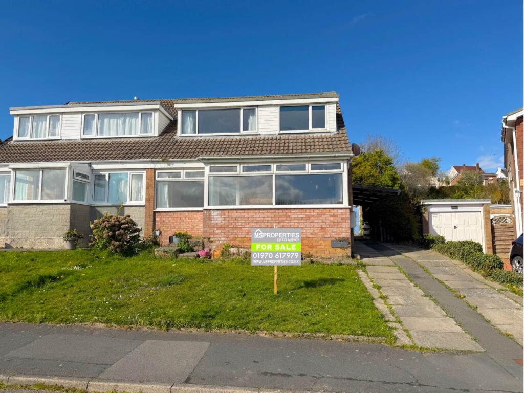 Main image of property: Rhoshendre, Waunfawr, Aberystwyth