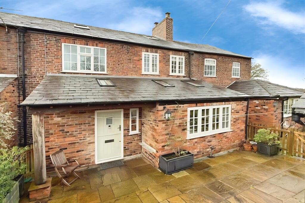 Main image of property: King Street, Woodford