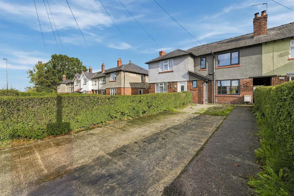 2-bed terraced on London Road, Lyme Green, Macclesfield, £250,000