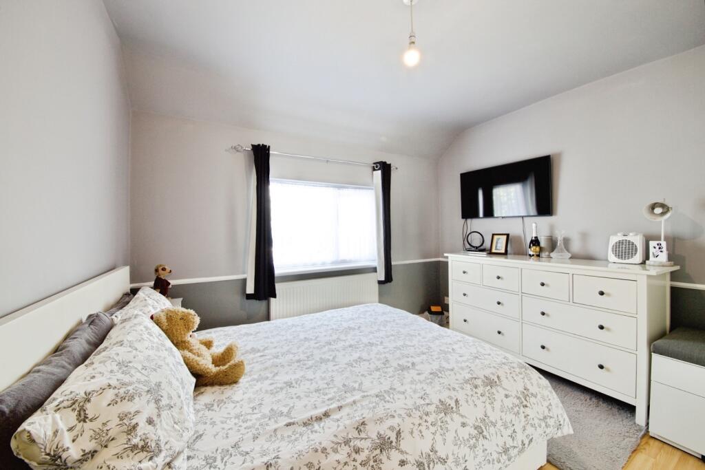 House in Romford - View 5