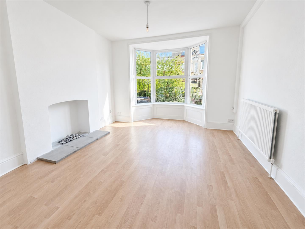 Apartment in Herne Bay, Kent - View 2