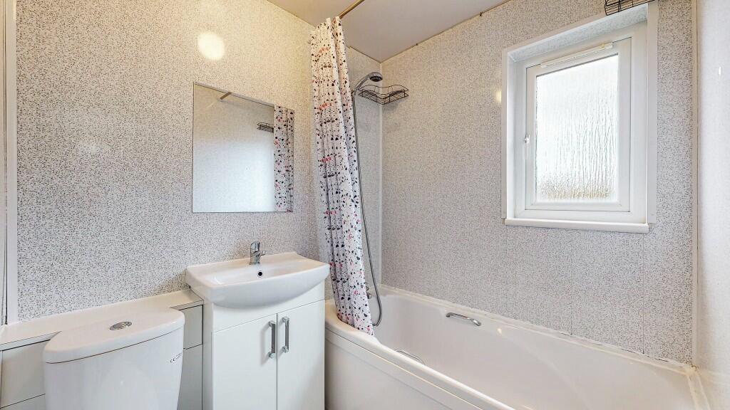 Russell Court, Kilmarnock, KA3 7QQ - 16