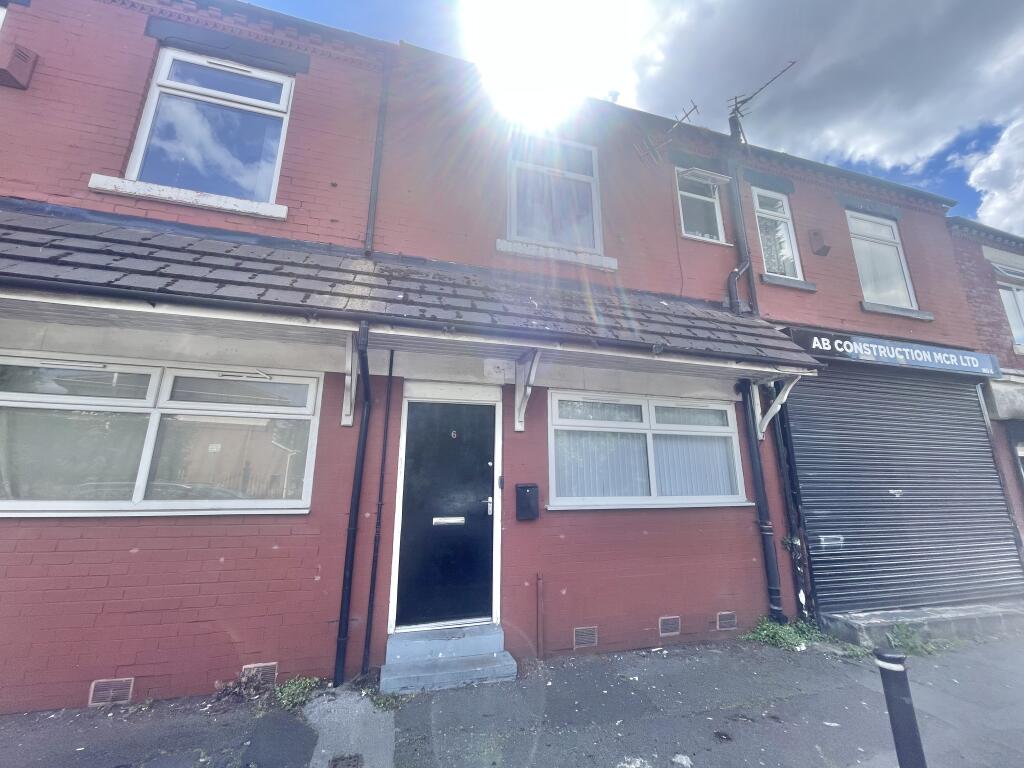 Apartment in Manchester, Harpurhey - View 3