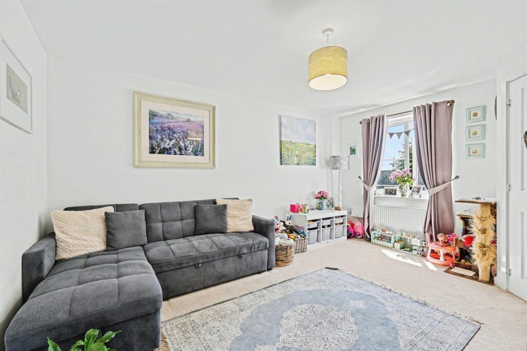 House in Northampton, Kingsthorpe - View 6