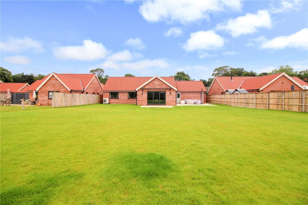 James Adams Close, Postwick, Norwich, Norfolk, NR13 photo 3