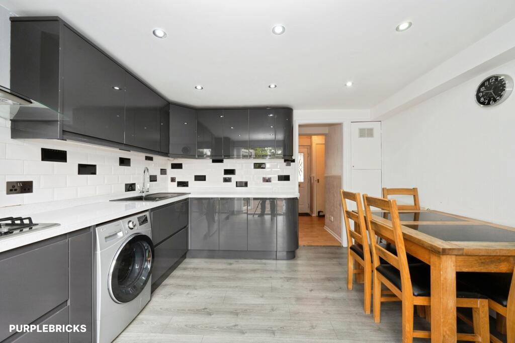 House in London - View 4
