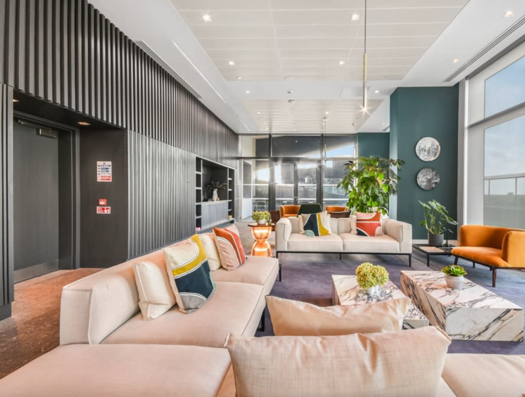 Apartment in London - View 3