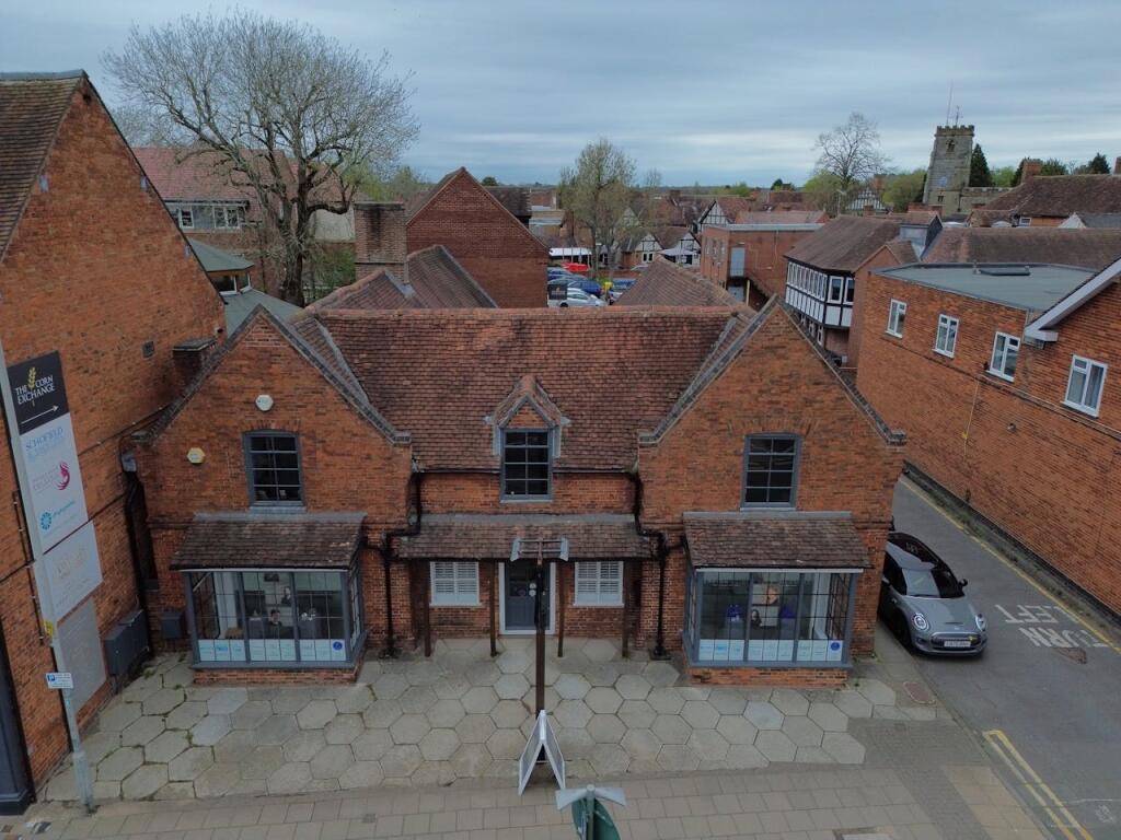 Main image of property: 14 Station Road, Knowle, Solihull, B93 0HT