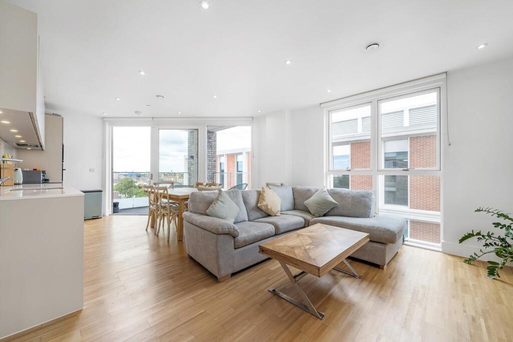 Main image of property: Somerset Place, SW2