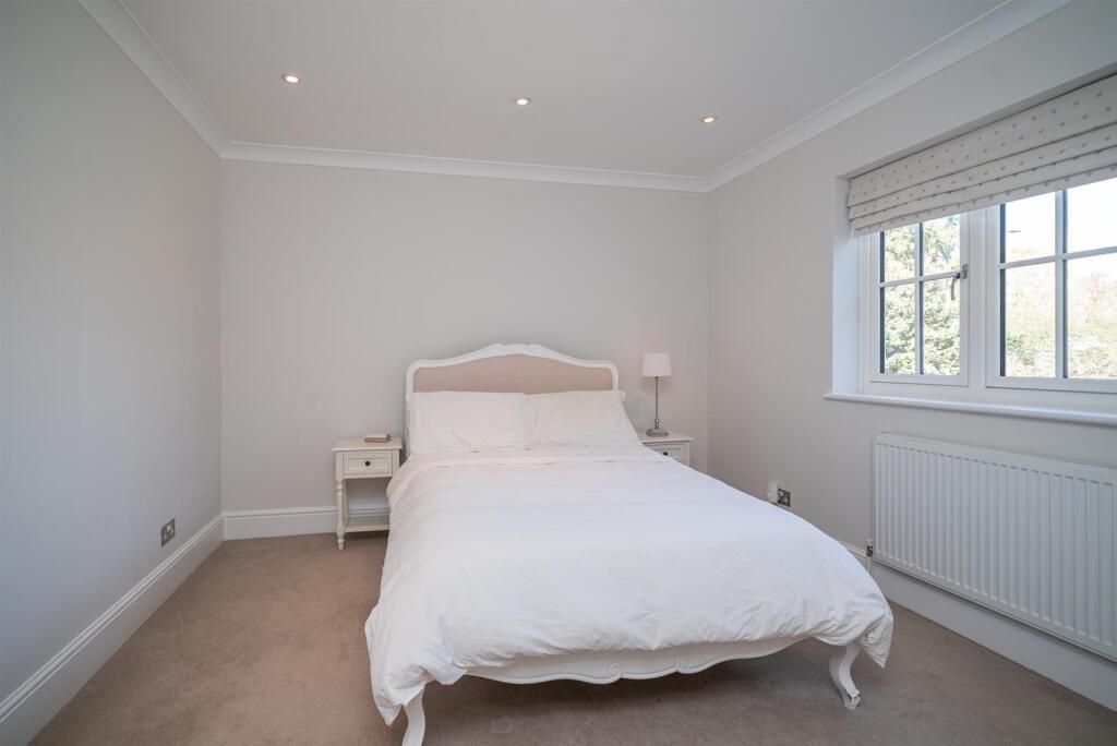 Additional image 34 of London Road, St. Albans