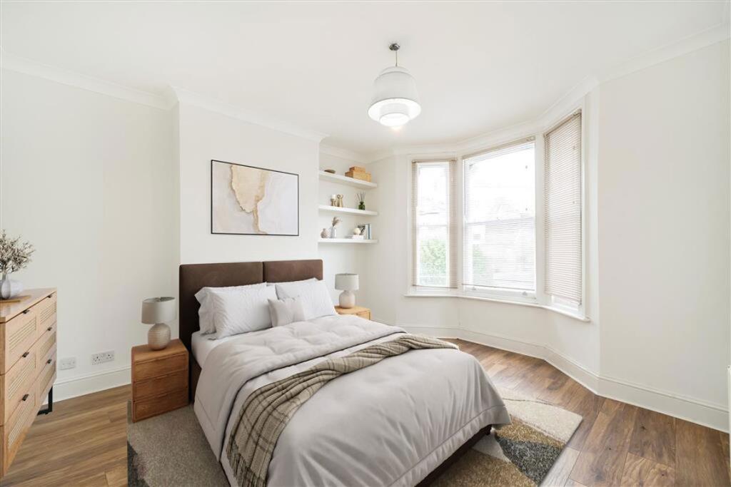 House in London, Shepherd's Bush - View 5
