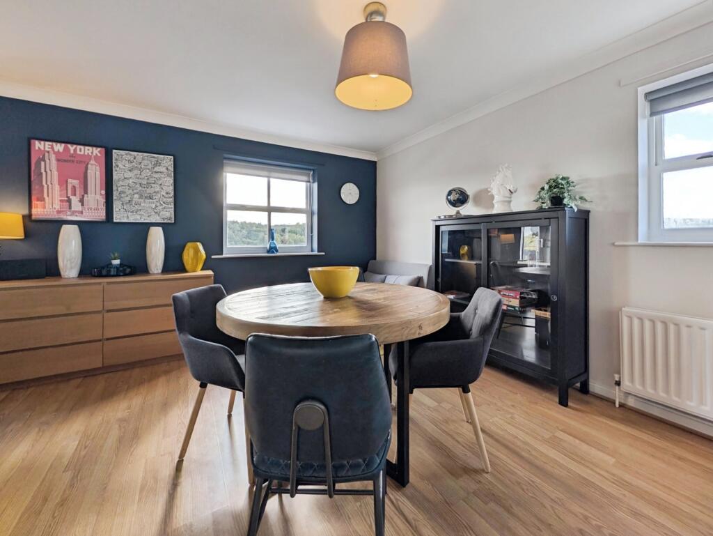 Apartment in Newcastle upon Tyne - More