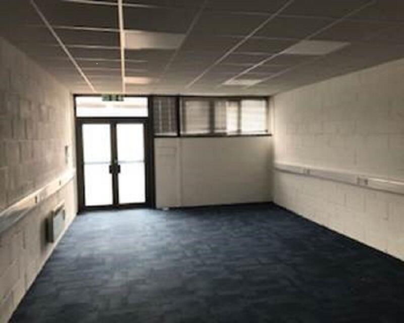 B7 office/studio available