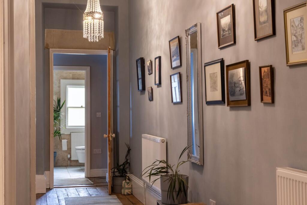 Apartment in Bath - View 4