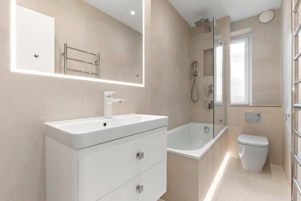 Apartment in London, Royal Borough of Kensington and Chelsea - View 5
