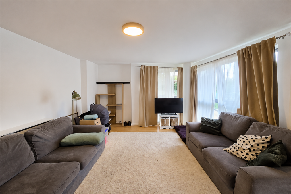 Apartment in London - View 3
