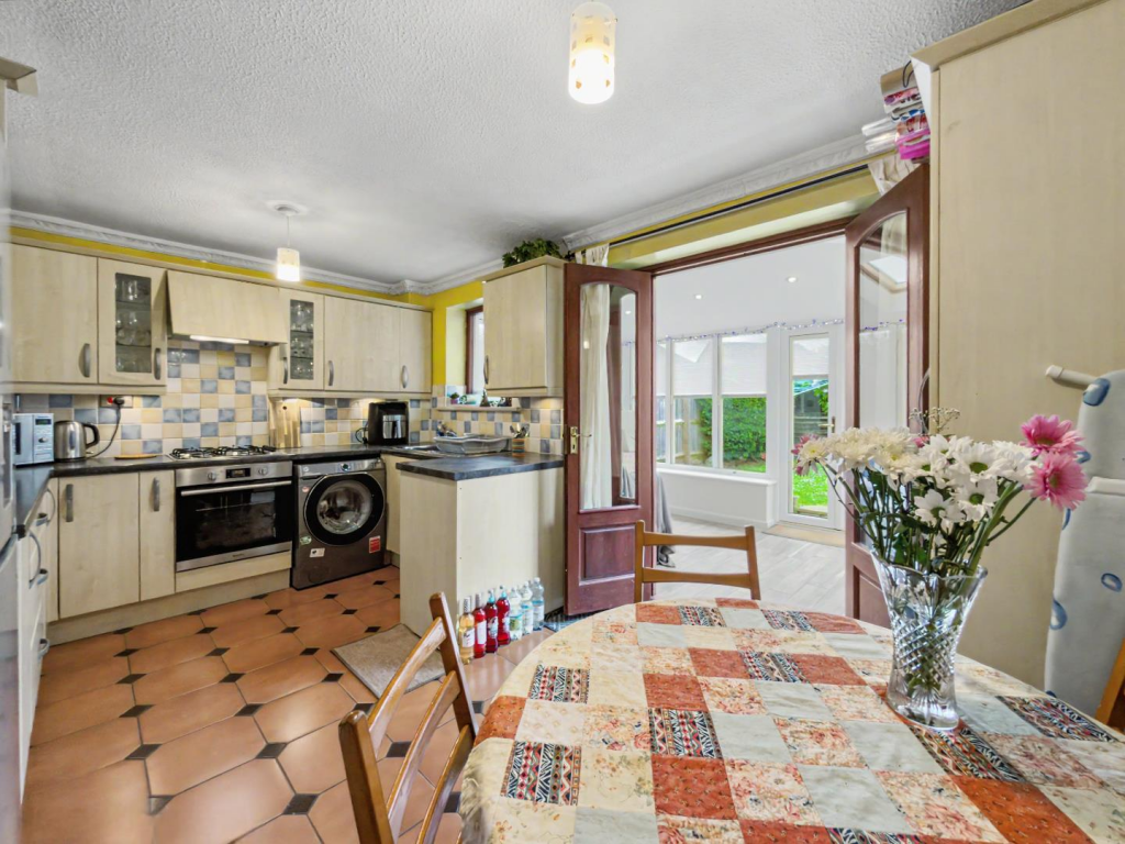 Aquitaine Close, Duston, Northampton NN5 photo 4