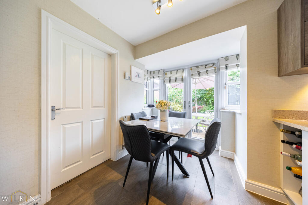 House in Tamworth, Staffordshire - More