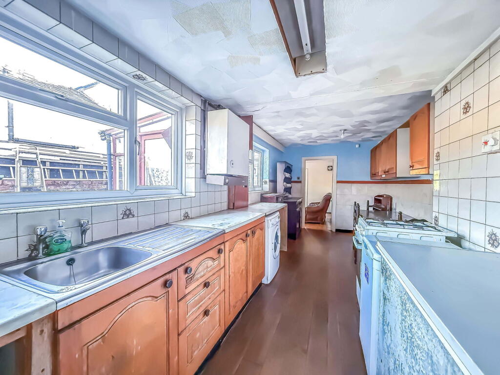 House in Sefton, Liverpool City Region - More
