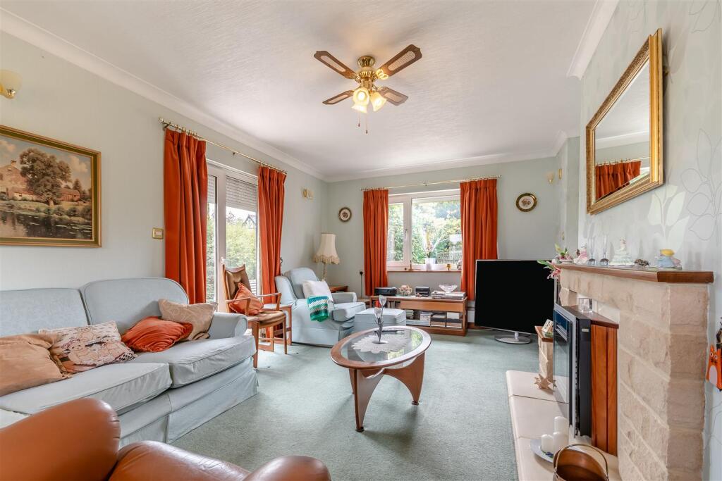 House in Forest of Dean, Newent - More