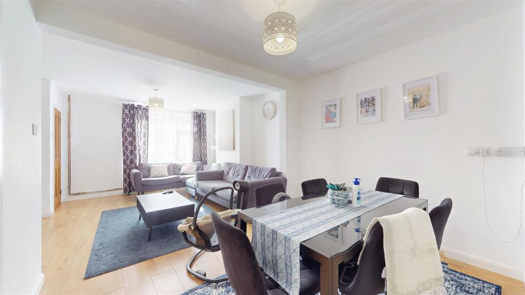 House in Milton Keynes - View 5