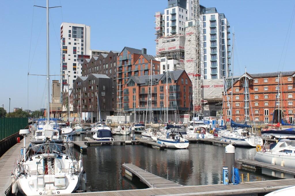 Main image of property: The Winerack, Key Street