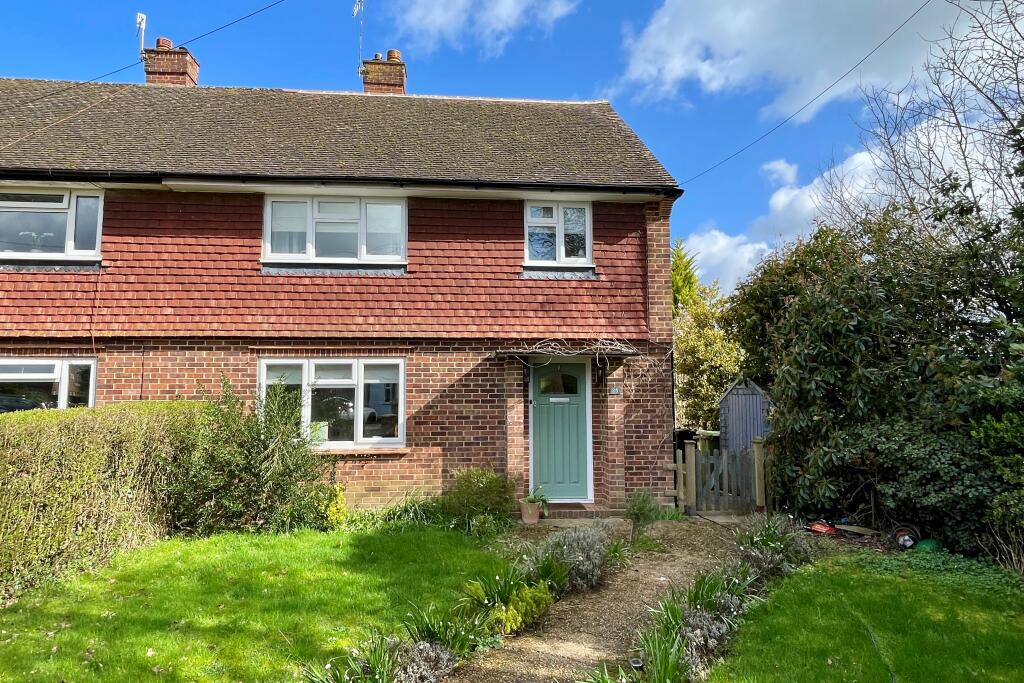 Main image of property: The Glebe, Leigh, RH2