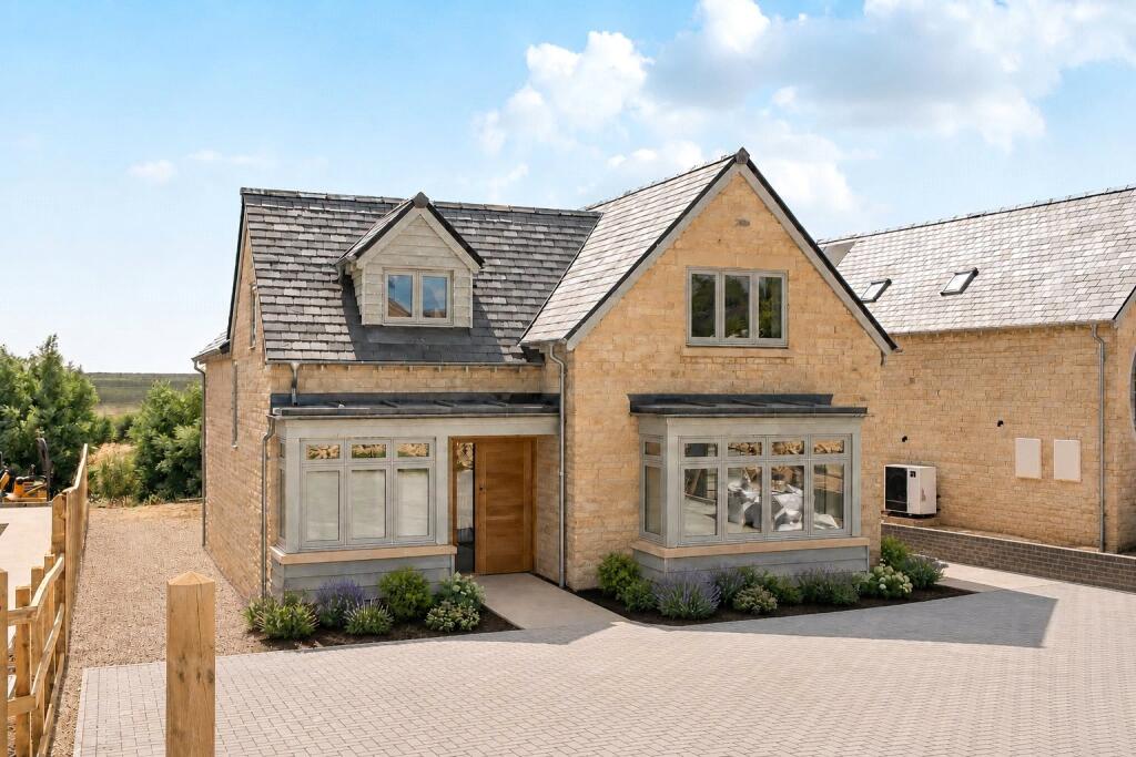 Main image of property: Shilton Road, Carterton, Oxfordshire