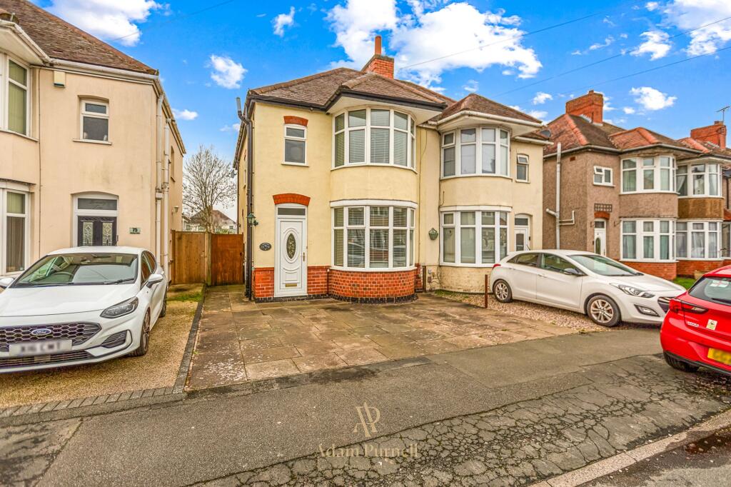3-bed semi-detached on Thirlmere Road, Hinckley, LE10, £260,000