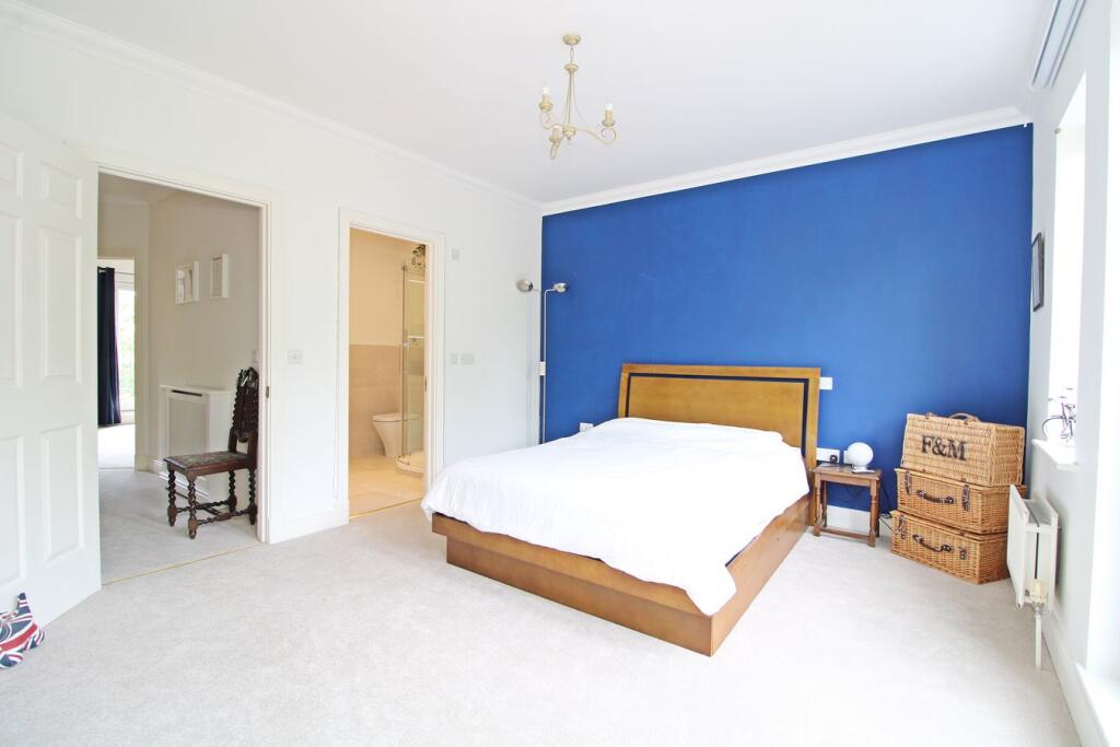 House in London - More