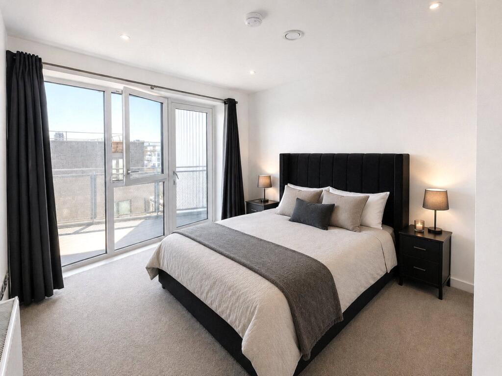 Apartment in Harrow - View 4