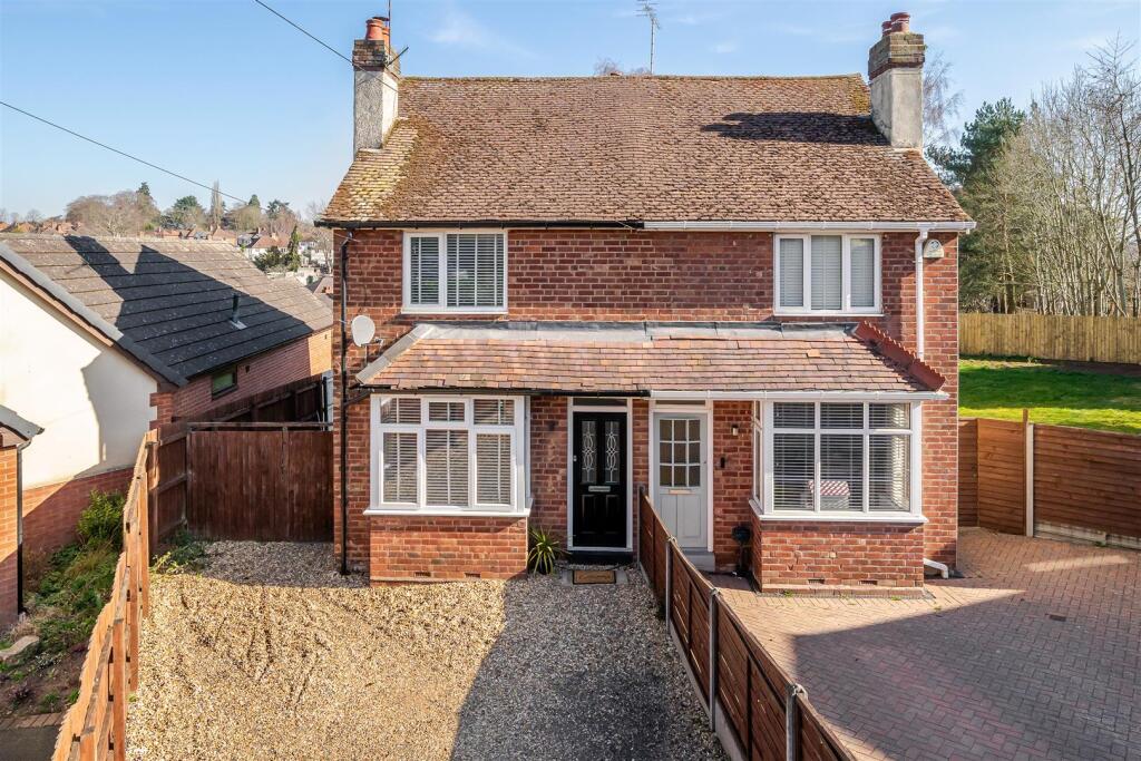 Main image of property: Heathfield Crescent, Kidderminster