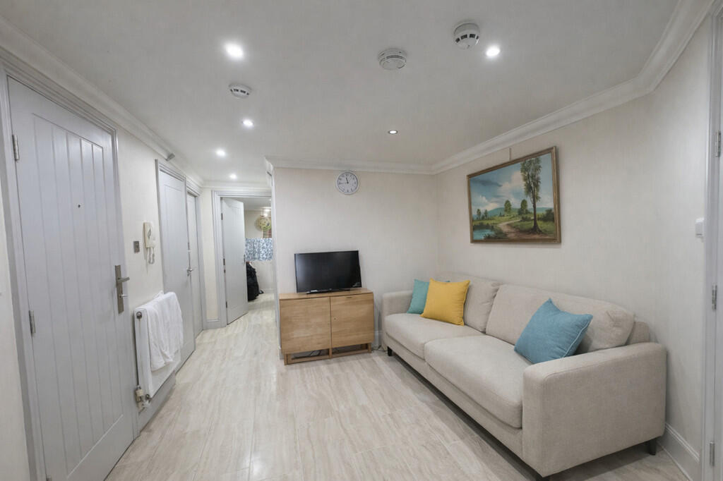 Main image of property: Lavender Hill, London